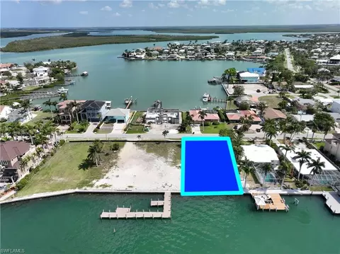 Pelican W, Naples, FL 34113 photo 6