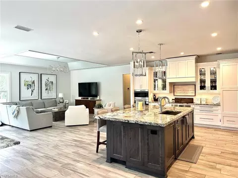 9351 Summer Pl, Naples, FL 34109 photo 6