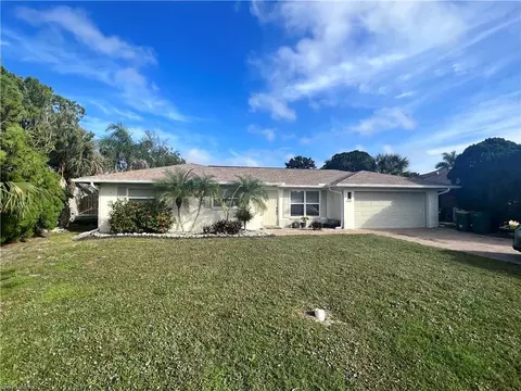 Exterior - 133 Mentor Dr, Naples, FL 34110 photo 2 of 4