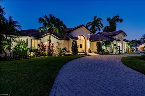 579 Neapolitan Way, Naples, FL 34103