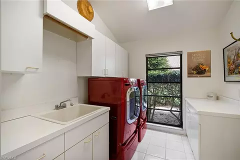802 Tallow Tree Ct, Naples, FL 34108 photo 22