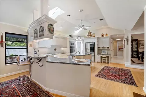 802 Tallow Tree Ct, Naples, FL 34108 photo 15