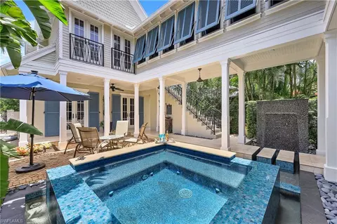 419 Central Ave, Naples, FL 34102 photo 4