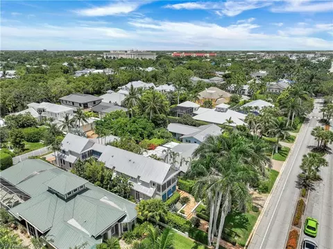 419 Central Ave, Naples, FL 34102 photo 7