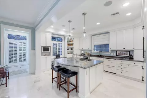 419 Central Ave, Naples, FL 34102 photo 18