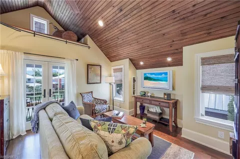 419 Central Ave, Naples, FL 34102 photo 33