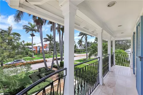 419 Central Ave, Naples, FL 34102 photo 35