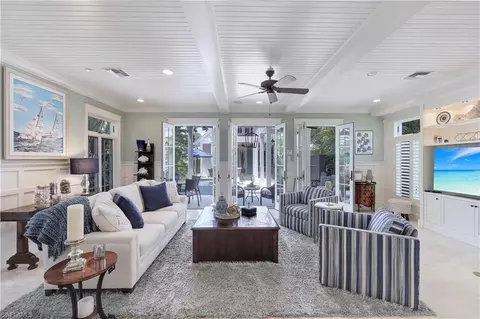 419 Central Ave, Naples, FL 34102 photo 21