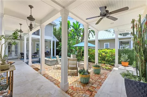 419 Central Ave, Naples, FL 34102 photo 11
