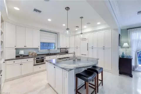 419 Central Ave, Naples, FL 34102 photo 15