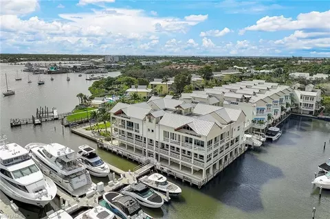 1001 10th Ave S #PH-302, Naples, FL 34102