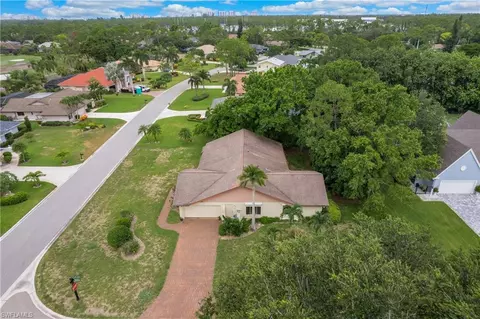 1911 Princess Ct, Naples, FL 34110 photo 28