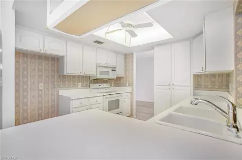 1911 Princess Ct, Naples, FL 34110 photo 18