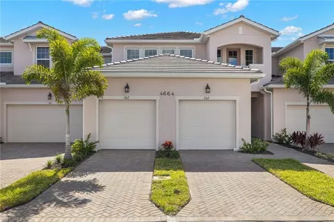 4664 Arboretum Cir UNIT 102, Naples, FL 34120