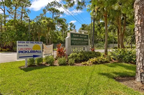 4718 Normandy Dr, Naples, FL 34112 photo 11