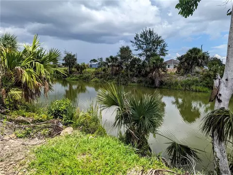 1801 NE 13th Ave, Cape Coral, FL 33909