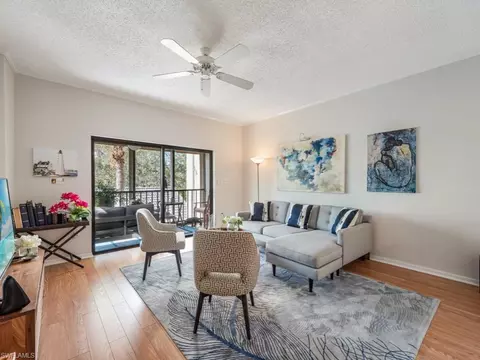 201 Arbor Lake Dr #2-207, Naples, FL 34110