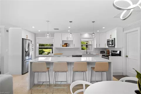 380 Wedge Dr, Naples, FL 34103 photo 8
