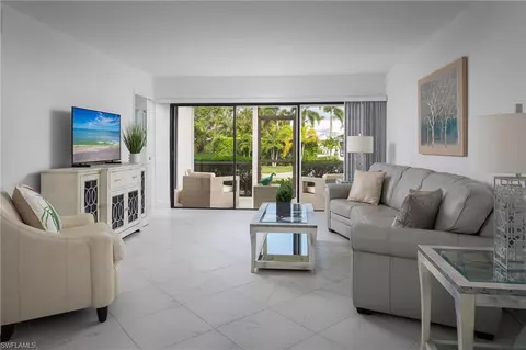 4062 Belair Ln #3, Naples, FL 34103