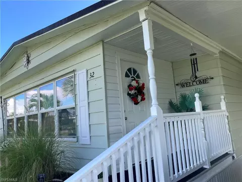 32 Le Mans Dr, Naples, FL 34112