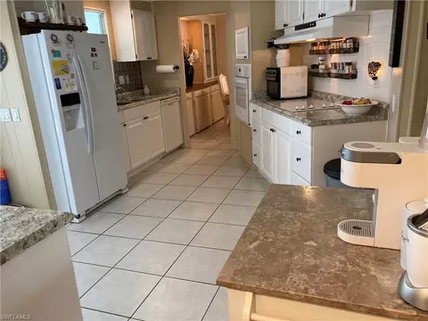 Kitchen - 32 Le Mans Dr, Naples, FL 34112 photo 6 of 6