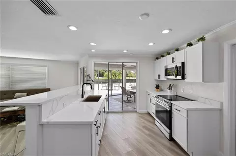 350 Burning Tree Dr, Naples, FL 34105 photo 13
