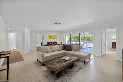 350 Burning Tree Dr, Naples, FL 34105 photo 11