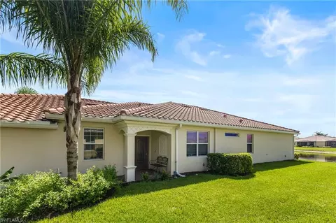 2026 Tamarron Ln, Naples, FL 34120