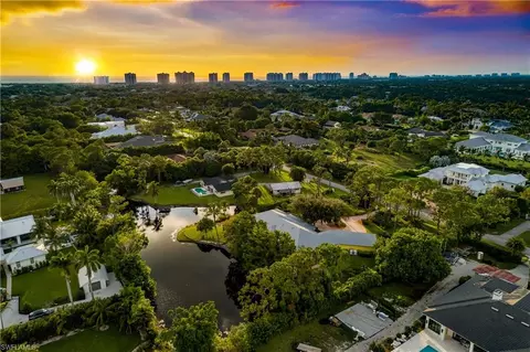150 North St, Naples, FL 34108