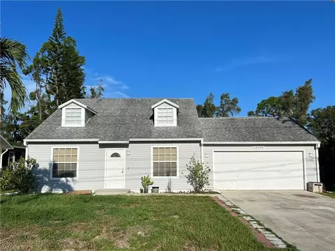 18104 Phlox Dr, Fort Myers, FL 33967