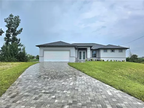 107 NE 19th Ter, Cape Coral, FL 33909