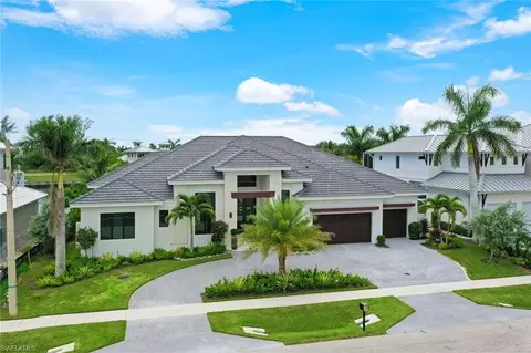 685 Cameo Ct, Marco Island, FL 34145