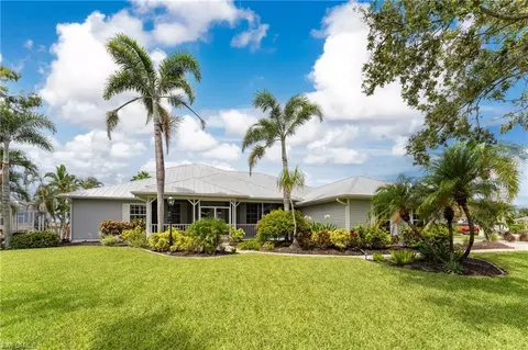 4311 Point Ct, Port Charlotte, FL 33948