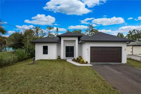 3646 33rd Ave NE, Naples, FL 34120
