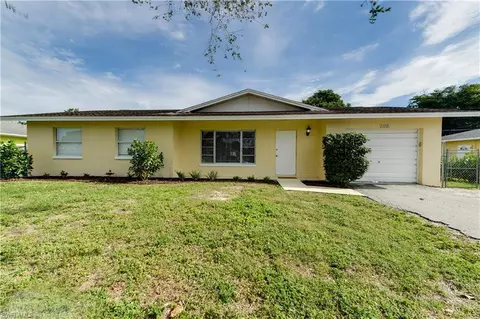 2118 51st Ter SW, Naples, FL 34116