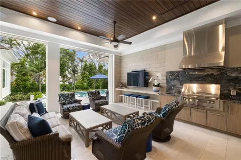 121 3rd Ave N, Naples, FL 34102 photo 14
