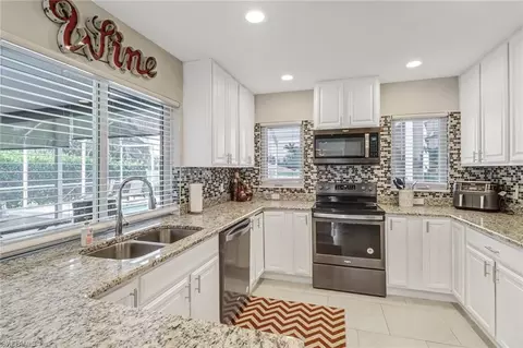 148 Pebble Beach Blvd, Naples, FL 34113