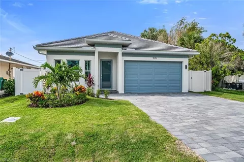 535 97th Ave N, Naples, FL 34108