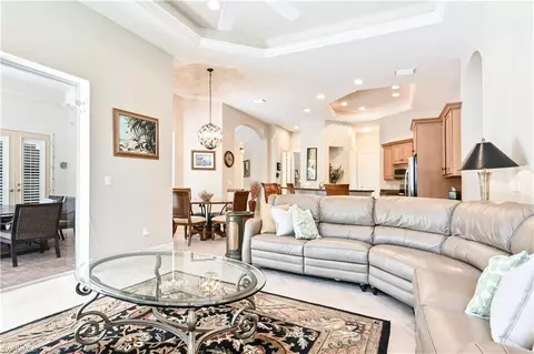403 Saddlebrook Ln, Naples, FL 34110 photo 19