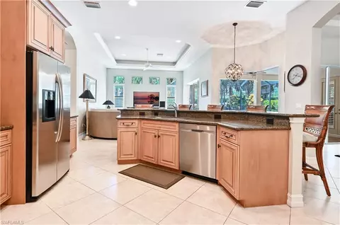 403 Saddlebrook Ln, Naples, FL 34110 photo 13