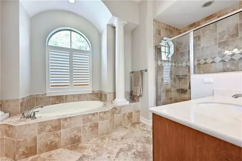 403 Saddlebrook Ln, Naples, FL 34110 photo 23