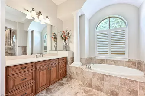 403 Saddlebrook Ln, Naples, FL 34110 photo 24