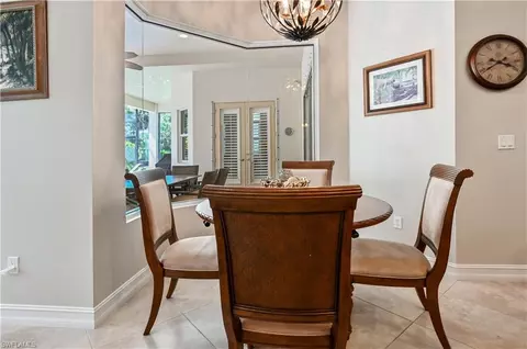 403 Saddlebrook Ln, Naples, FL 34110 photo 15