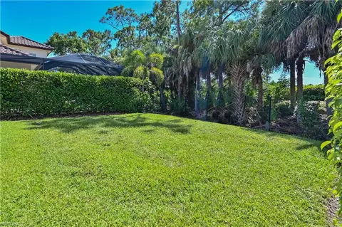 403 Saddlebrook Ln, Naples, FL 34110 photo 35