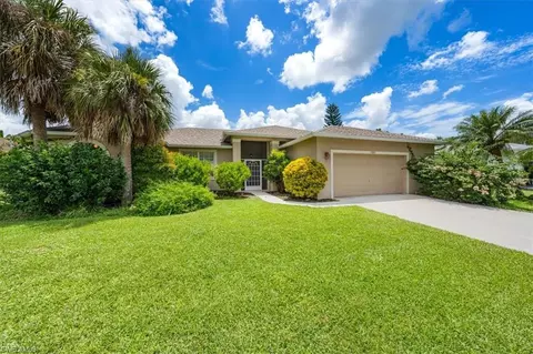 9385 Lake Abby Ln, Bonita Springs, FL 34135