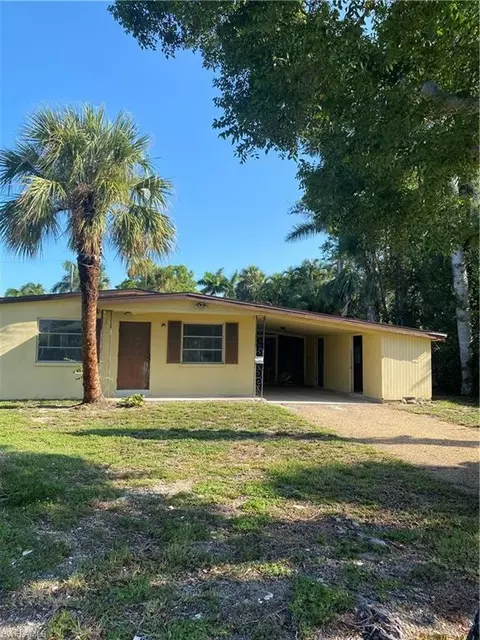 777 Broad Ave S, Naples, FL 34102