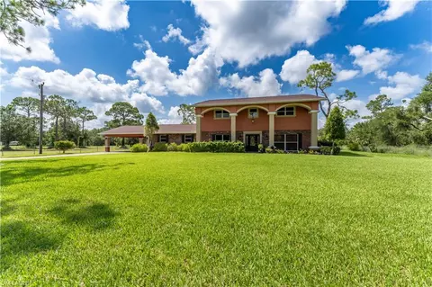 10230 Bayshore Rd, North Fort Myers, FL 33917