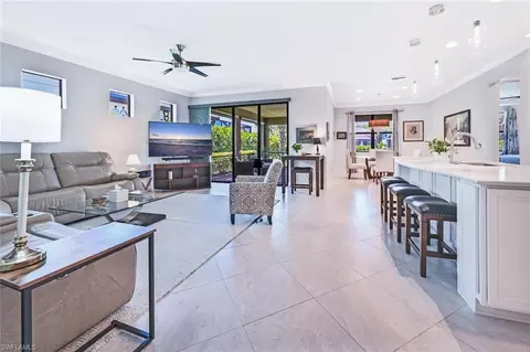 16221 Borelle Cir, Naples, FL 34110