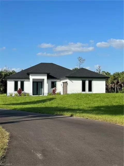 2885 16th Ave SE, Naples, FL 34117