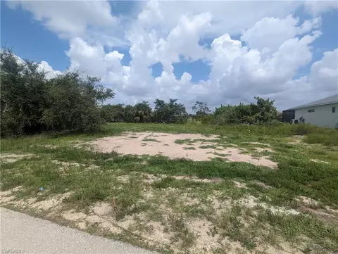 1315 SW 17th Pl, Cape Coral, FL 33991